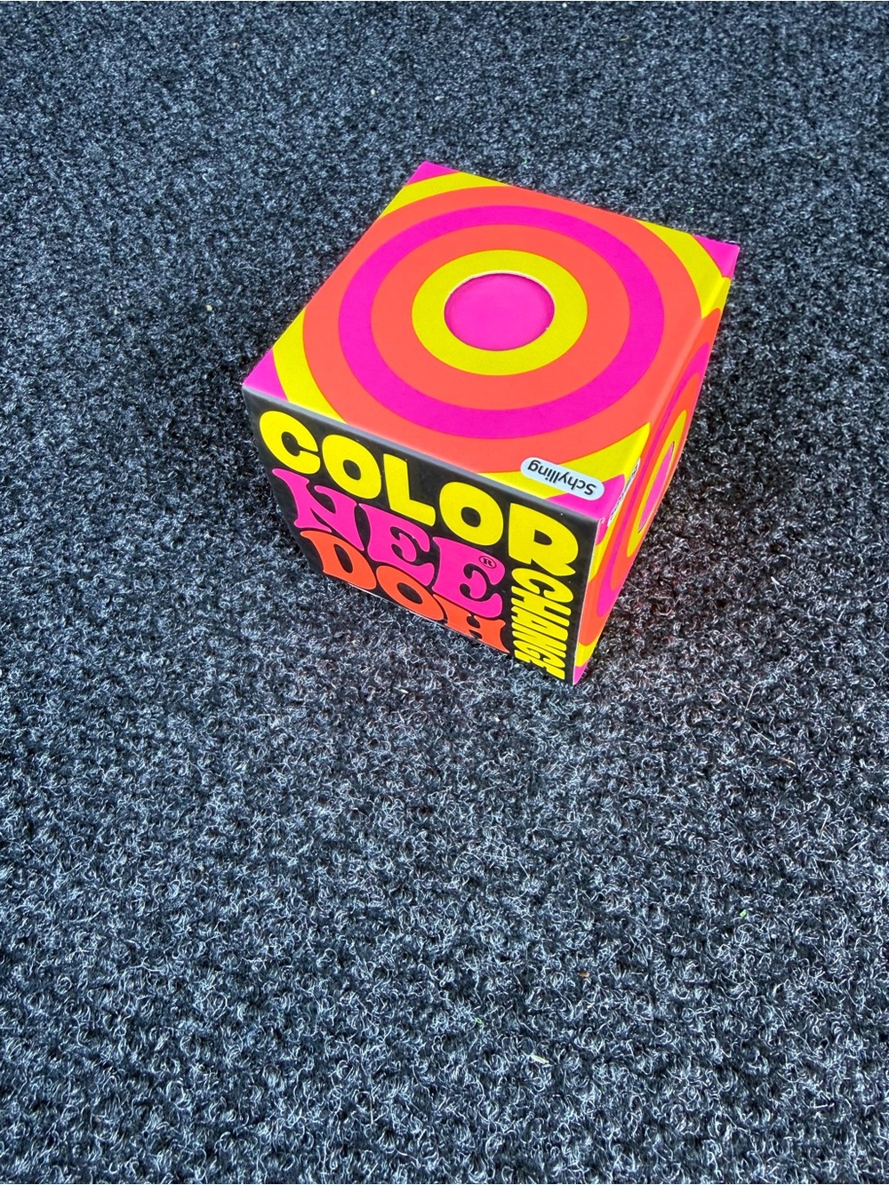 NEW Schylling NeeDoh Color Change Pink to Purple Squishy Fidget Toy